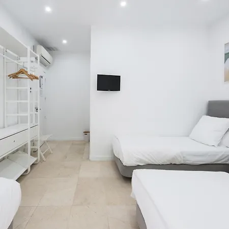 No Limit Hostal Barcelona