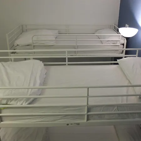 No Limit Hostal *