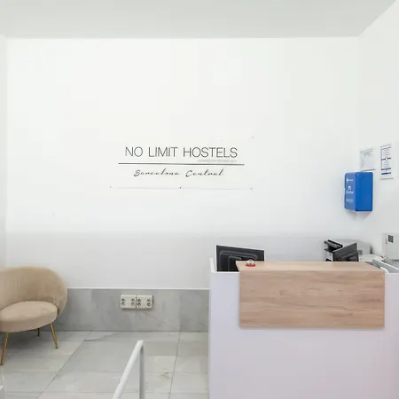 نو ليميت سنترال * برشلونة