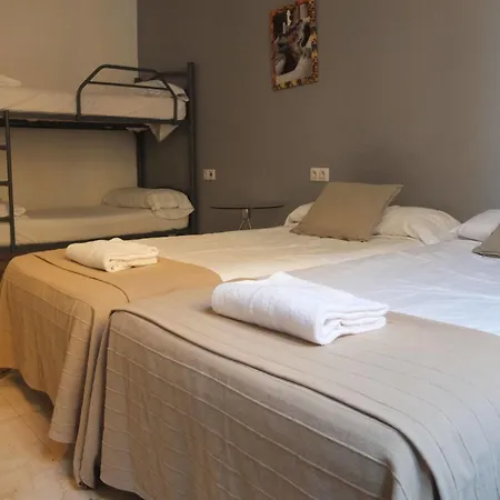 No Limit Barcelona Central Hostel
